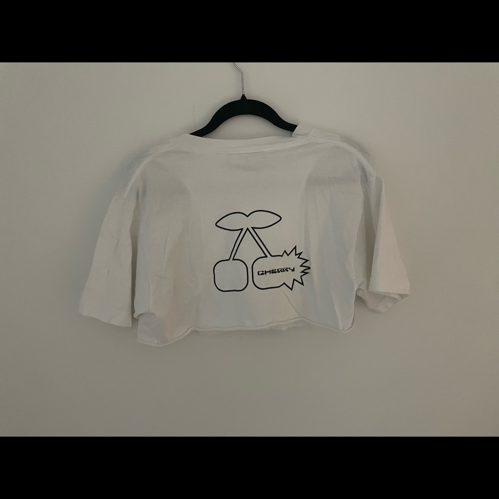 Cherry Los Angeles cropped tee